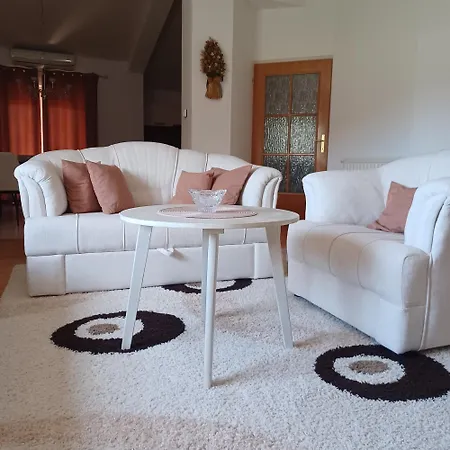 Appartement Katic - *